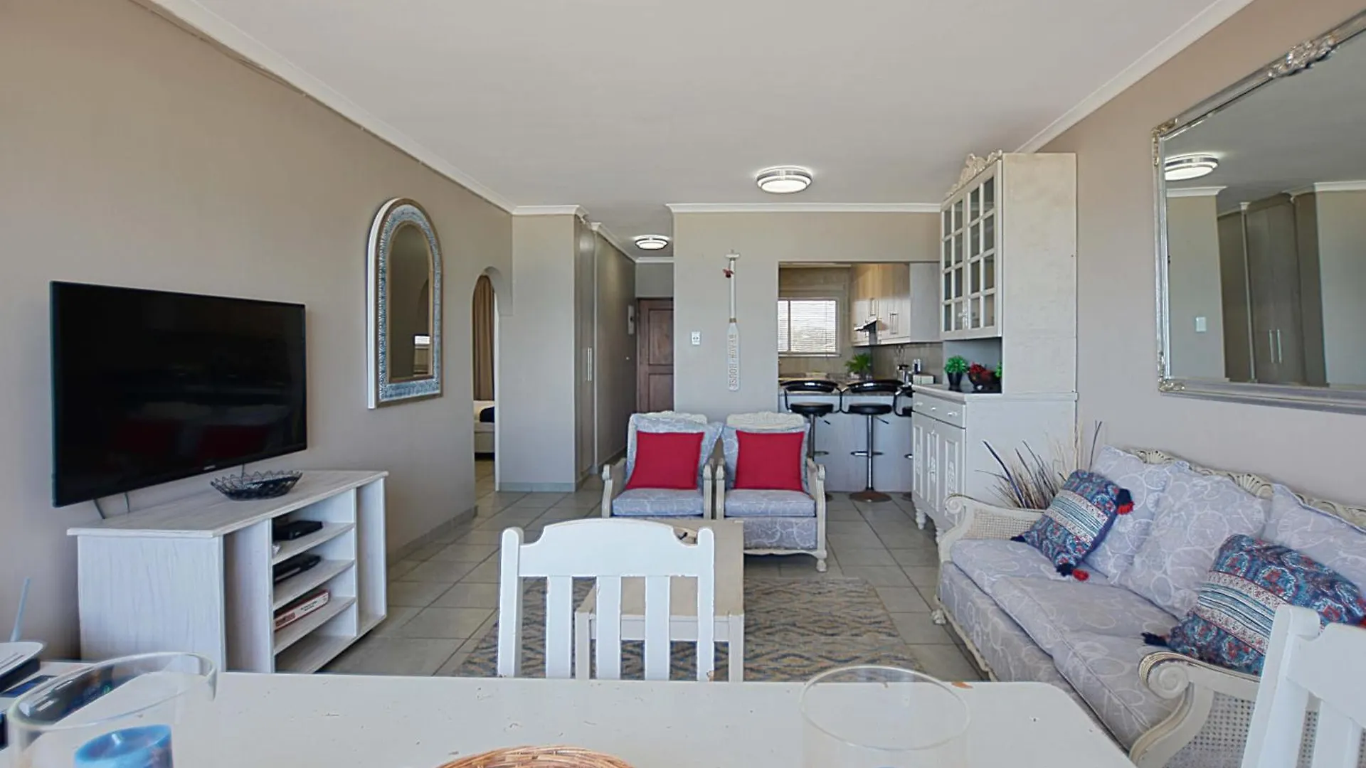 Beach Daze Bloubergstrand 0*,